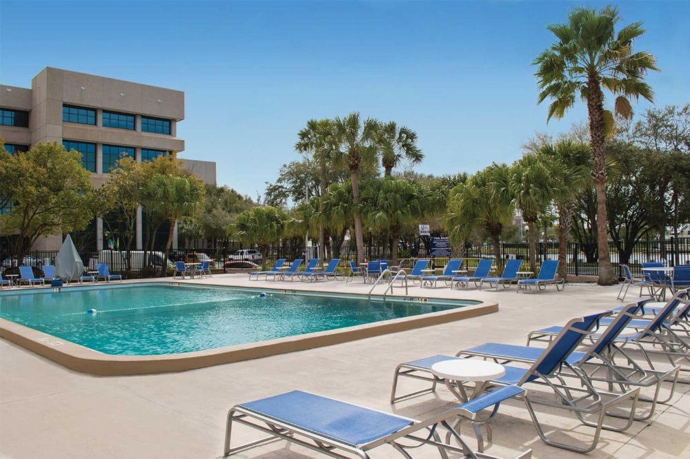 The Barrymore Hotel Tampa Riverwalk